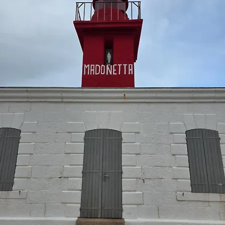 아파트 70m2 Avec Loggia, Piscine A Debordement Vue 피아노톨리-카르다렐로