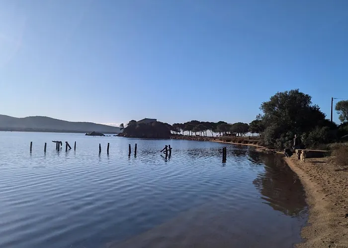 70m2 Avec Loggia, Piscine A Debordement Vue Pianottoli-Caldarello (Corsica)