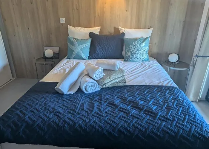 Apartmán 70m2 Avec Loggia, Piscine A Debordement Vue *