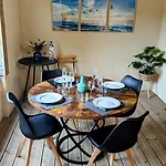 70m2 Avec Loggia, Piscine A Debordement Vue Pianottoli-Caldarello (Corsica)