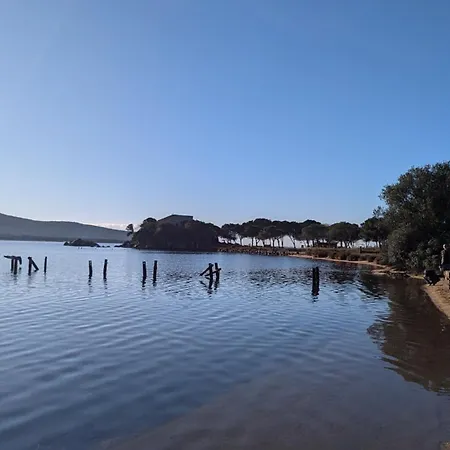 70m2 Avec Loggia, Piscine A Debordement Vue Pianottoli-Caldarello (Corsica)