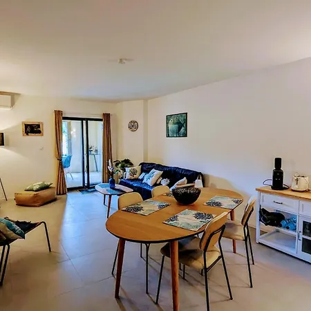 70m2 Avec Patio Piscine à Débordement Vue * Pianottoli-Caldarello (Corsica)
